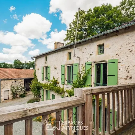 Havre De Paix Dans Un Ancien Moulin Restaure 別荘